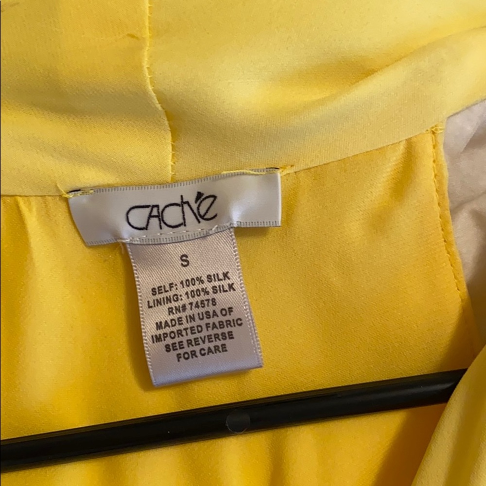 Yellow blouse - Picture 3 of 4